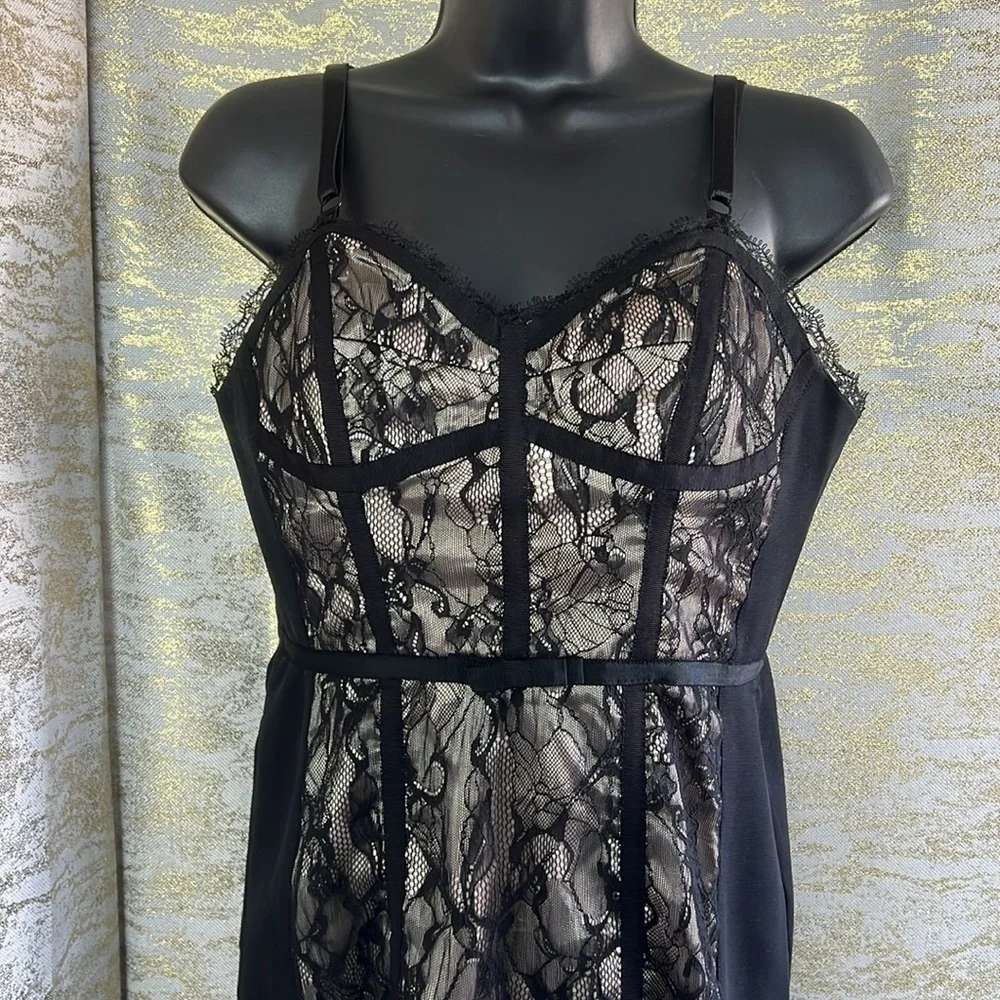 Bebe Bodycon Bustier Little Black/Cream Lace Mini Length Cocktail Dress Size M - Picture 4 of 15